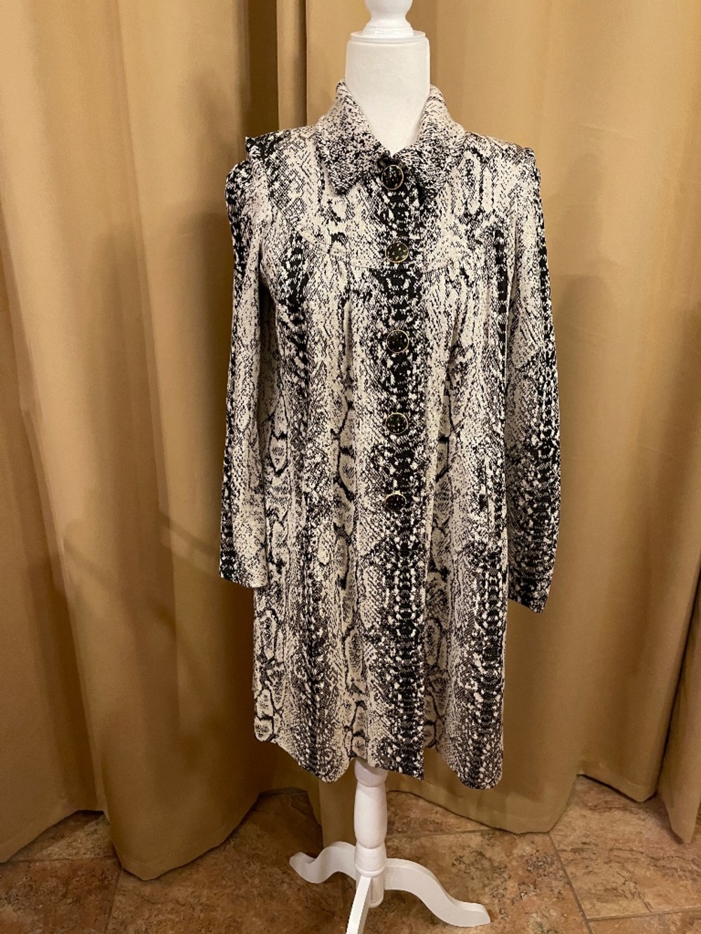 Vintage St. John Collection Long Snakeskin Knit Sweater, Coat Size 2